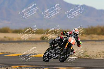 media/Dec-17-2022-SoCal Trackdays (Sat) [[224abd9271]]/Turn 15 (155pm)/